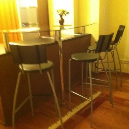 Theresienhohe Apartment